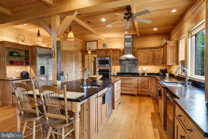 Property Photo:  500 Log Cabin Lane  VA 22844 