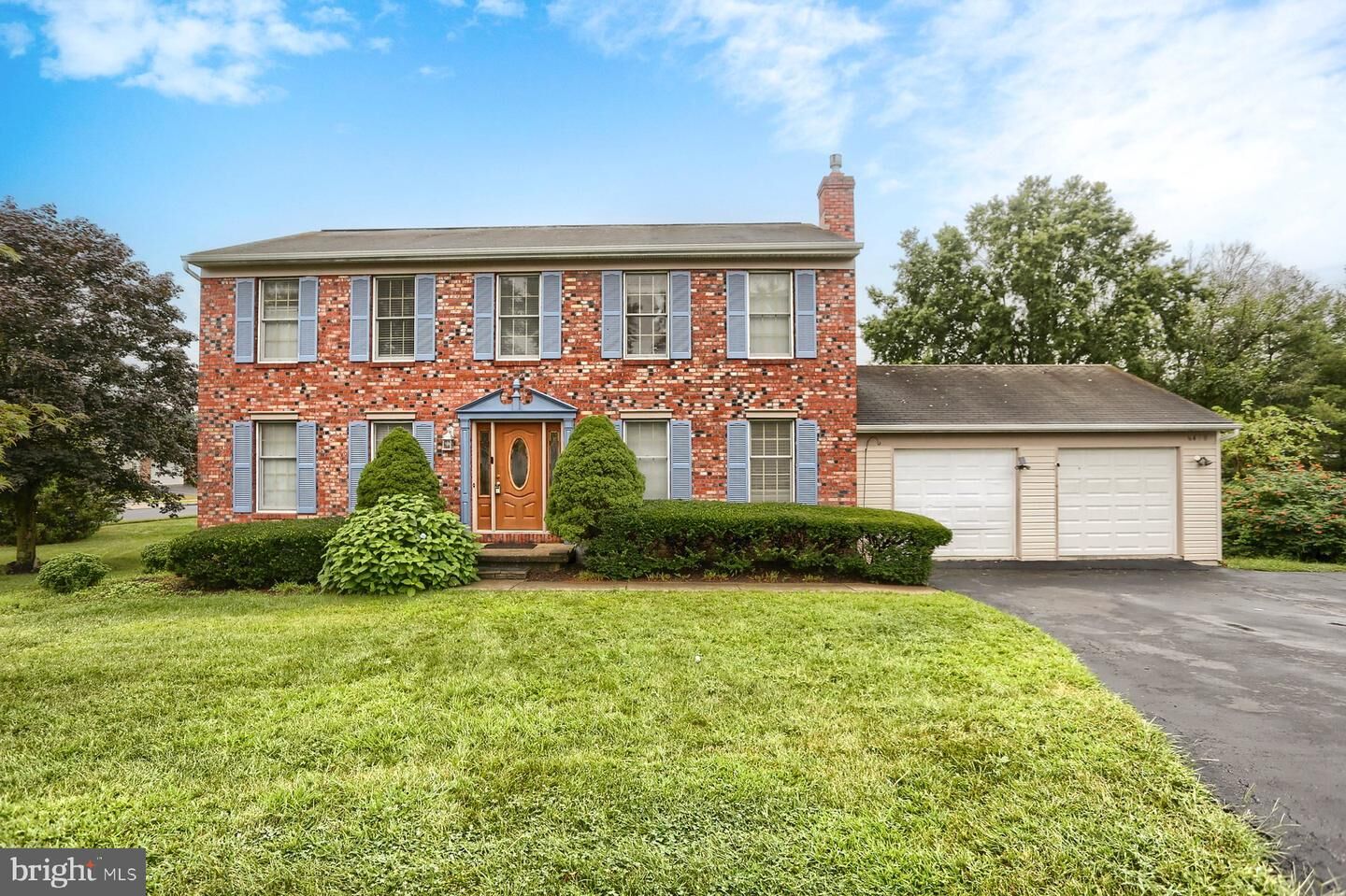 Property Photo: 6418 Gillingham Lane PA 17111