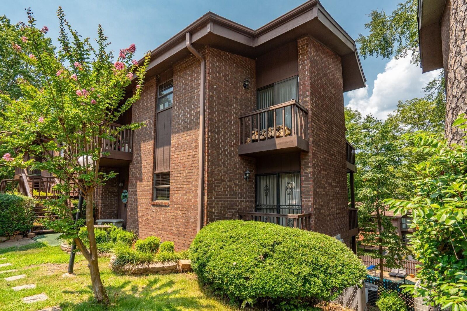 Property Photo:  2311 Lakeshore Drive, Unit N3  AR 71913 