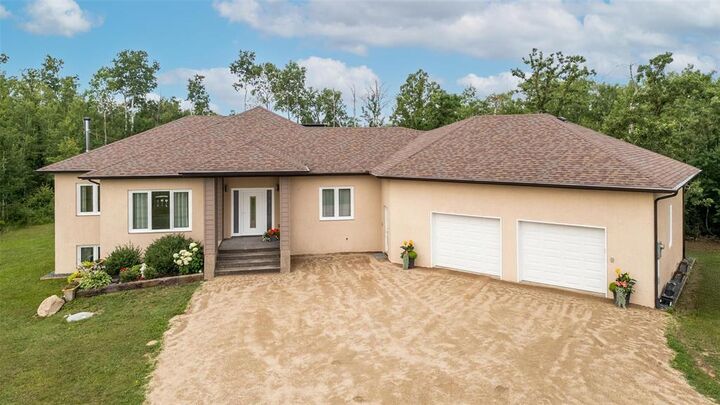 40 Quarry Ridge  Steinbach MB R0A 0W1 photo