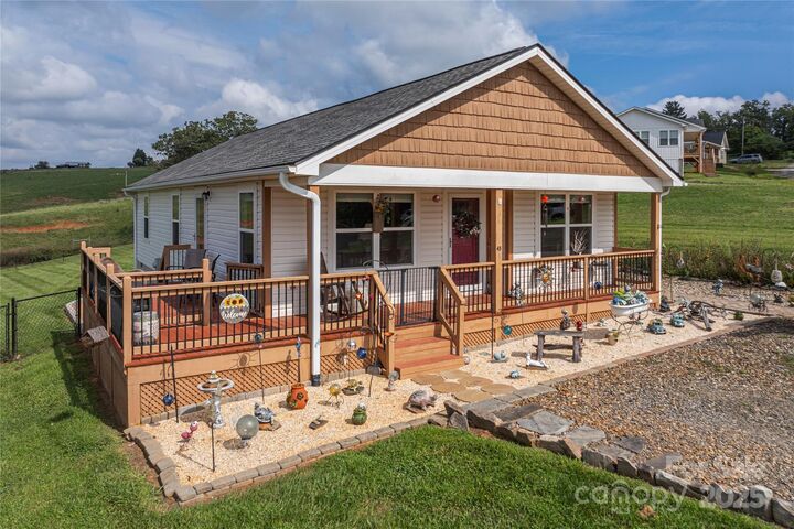43 Paul Bridges Road  Alexander NC 28701 photo