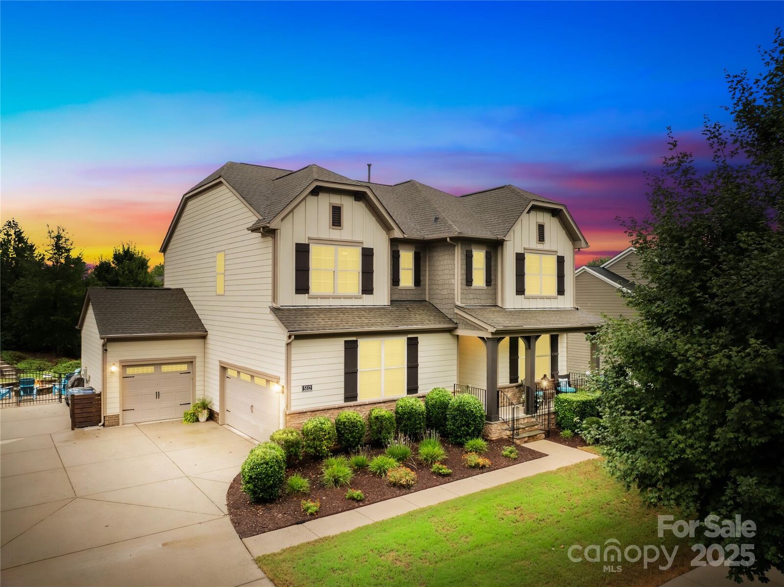 Property Photo:  5112 Ingleburn Lane  NC 28078 