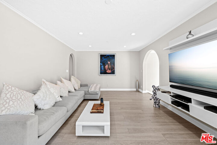 Property Photo:  15042 Valleyheart Dr  CA 91403 