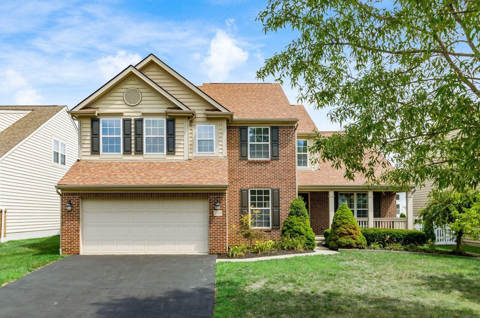 Property Photo:  1398 Palay Drive  OH 43123 