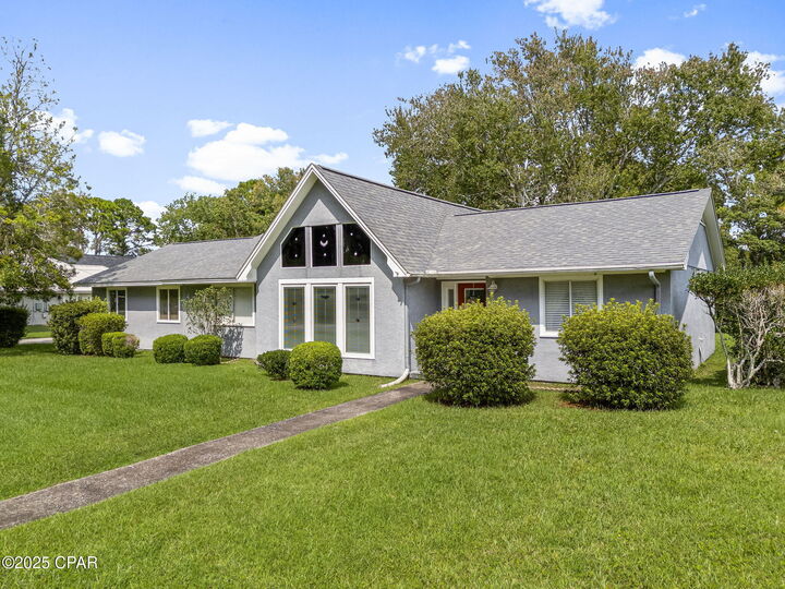 Property Photo:  218 Fairway Boulevard  FL 32407 