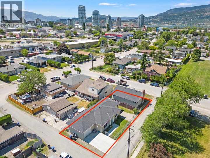 875-877 Jones Street  Kelowna BC V1Y 2S6 photo