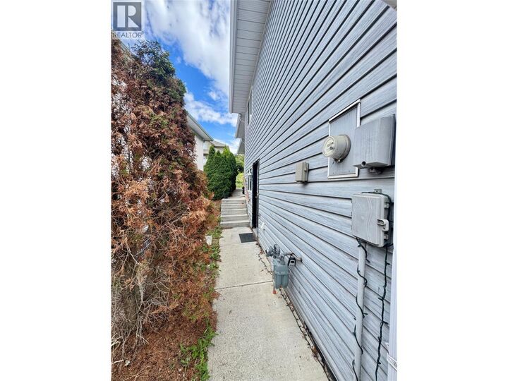 Property Photo: 785 Dunrobin Drive BC V1S 1V8