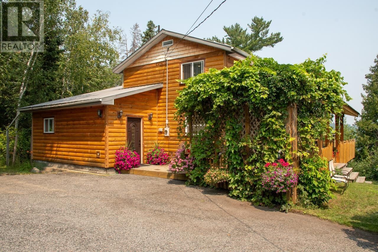 Property Photo: 12 Heronry Lake Road ON P0X 1K0