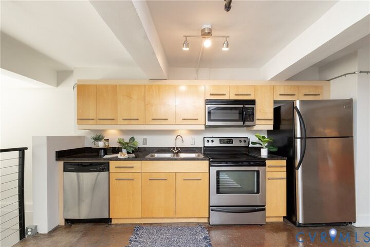 Property Photo:  101 W Marshall Street U12  VA 23220 