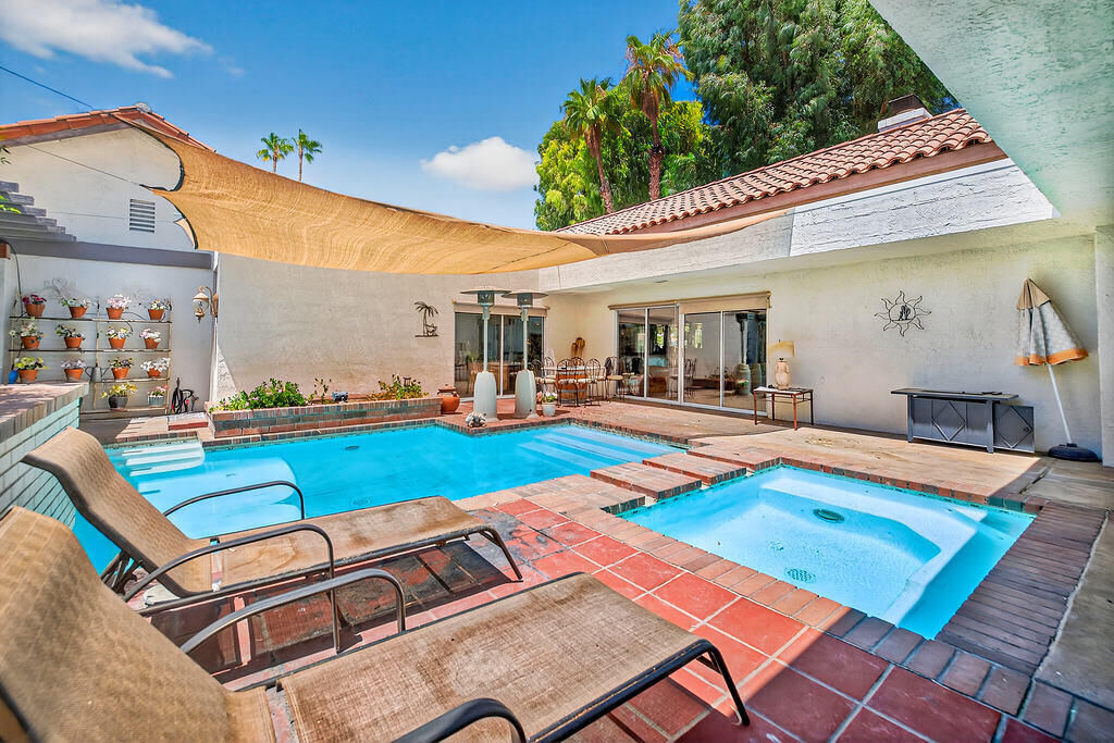 Property Photo: 79090 Barwick Place CA 92203