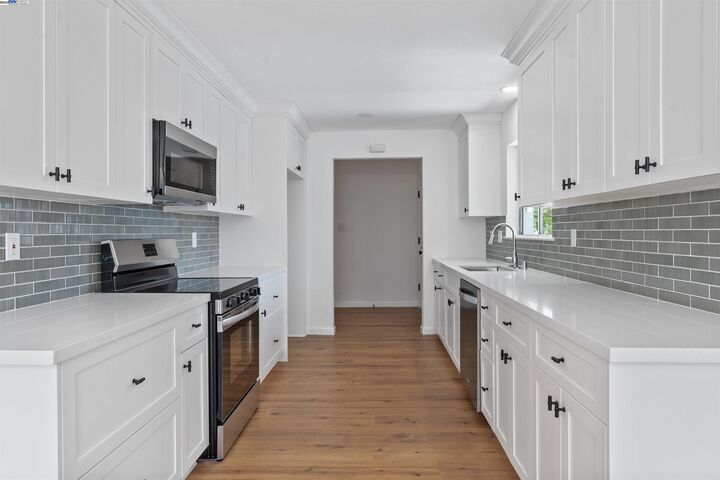 Property Photo:  4010 Boulder Dr  CA 94509 