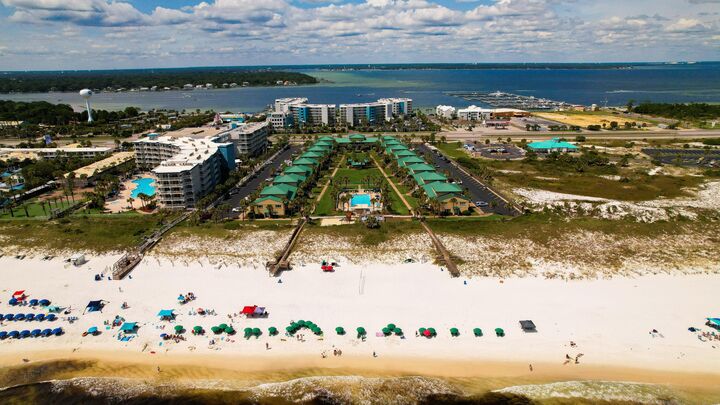 Property Photo: 1530 SE Miracle Strip Parkway 103B FL 32548
