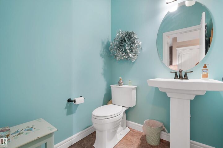 Property Photo: 44 Woodbridge Link AB T8L 0H8