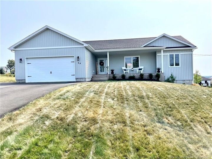 24 Flagstone Drive  Quispamsis NB E2G 0B6 photo