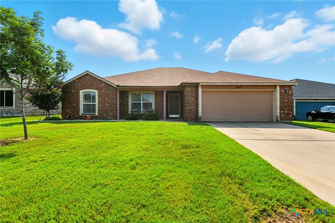 Property Photo: 2115 Lincoln Court TX 76513