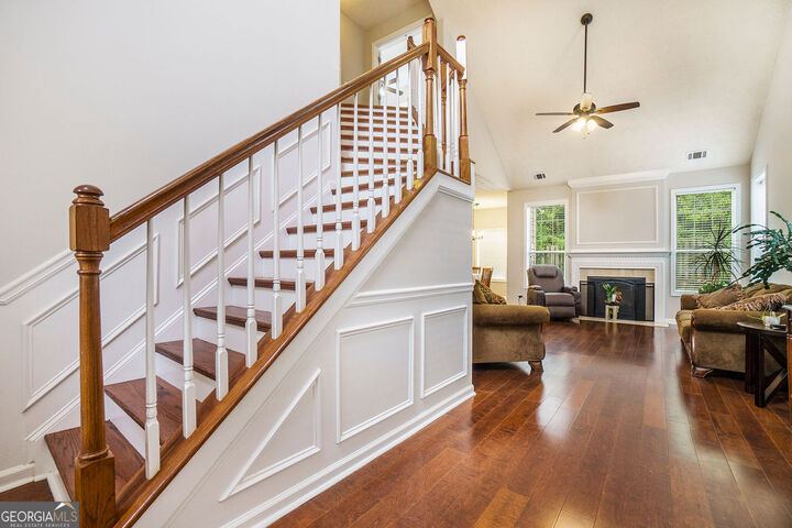 Property Photo: 304 Highland Court GA 30188
