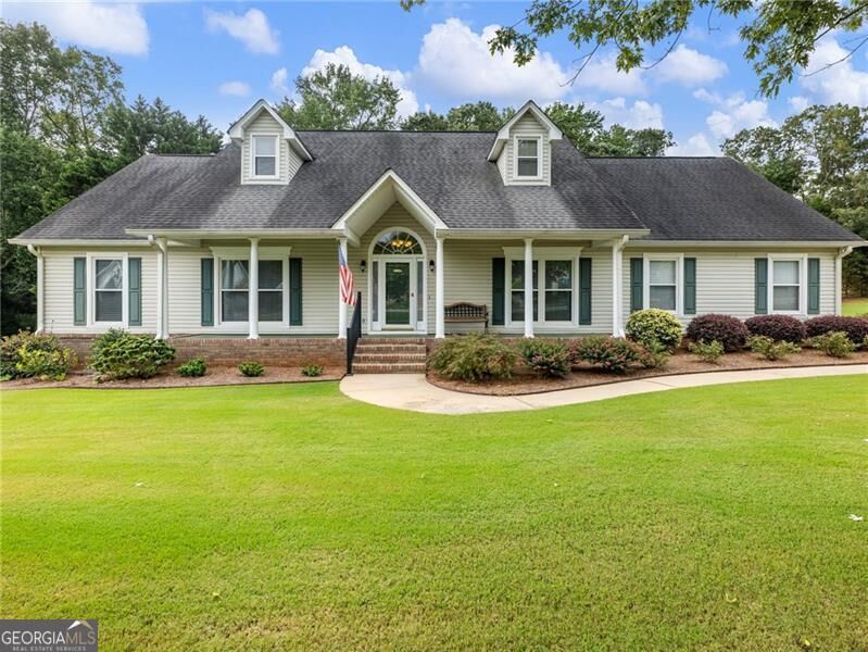 Property Photo:  4006 Churchill Downs Drive  GA 30507 