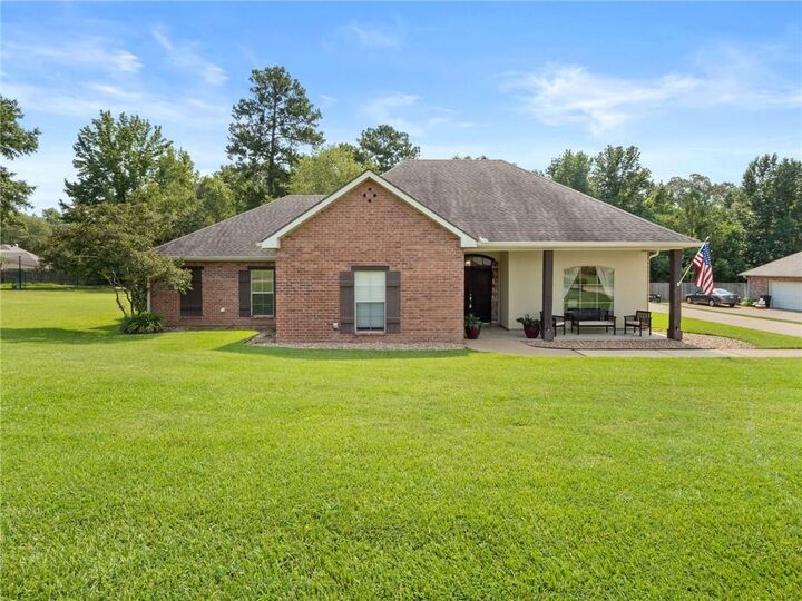 Property Photo:  3001 Legacy Loop  LA 71360 