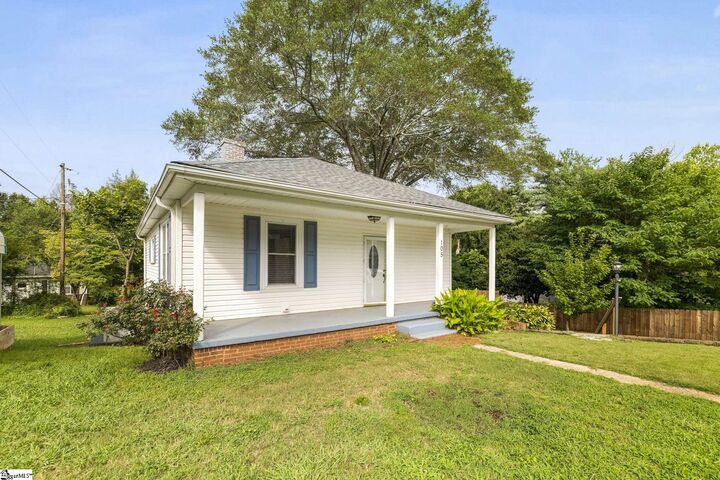 Property Photo: 105 Margaret Street SC 29640