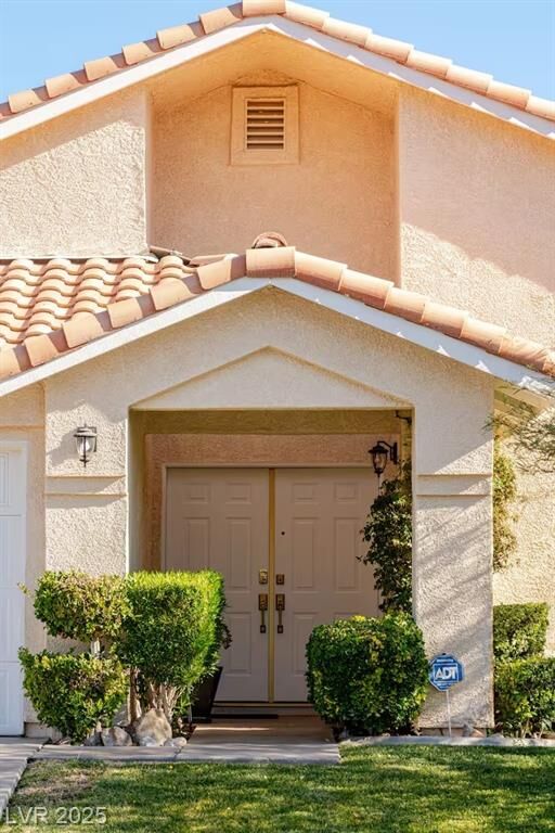 Property Photo: 3454 Evening Sun Drive NV 89117