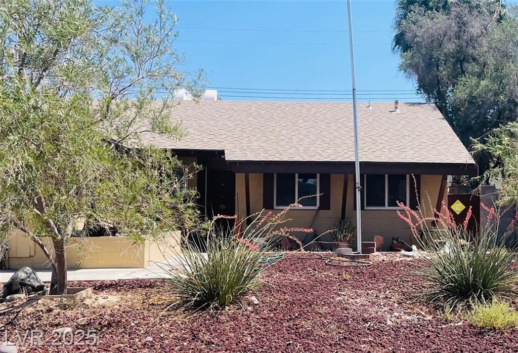 Property Photo:  4417 Stacey Avenue  NV 89108 