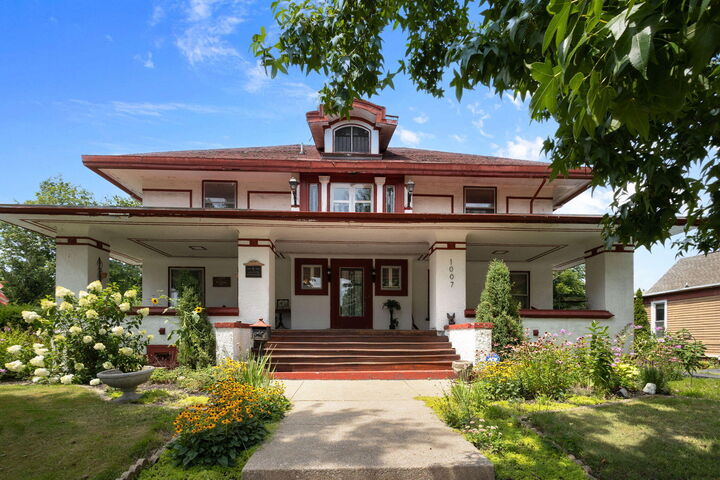 Property Photo: 1007 Harrison Street IN 46350