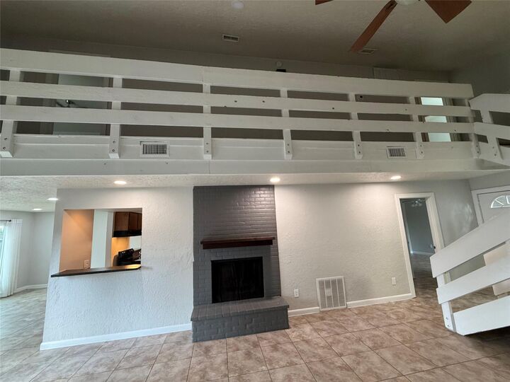 Property Photo: 1508 Early Lane TX 77055