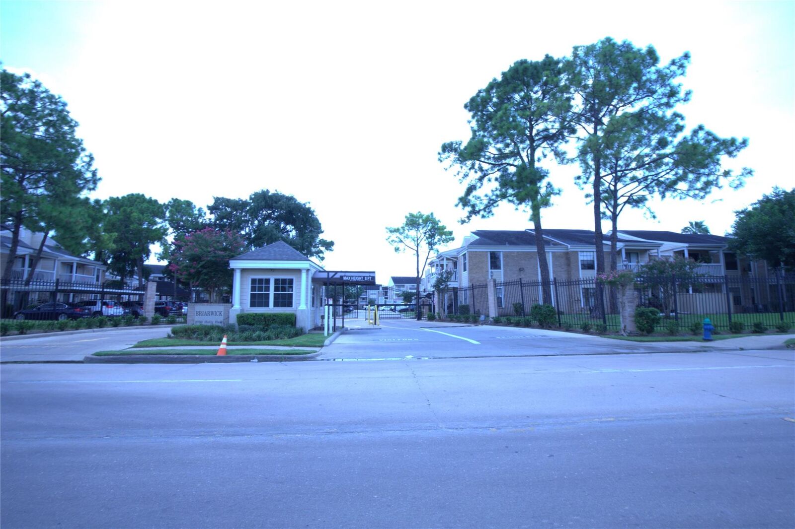 Property Photo:  2750 Holly Hall Street 114  TX 77054 
