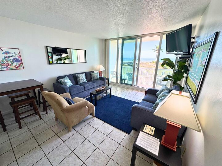 Property Photo:  1401 E Beach Drive 109  TX 77550 