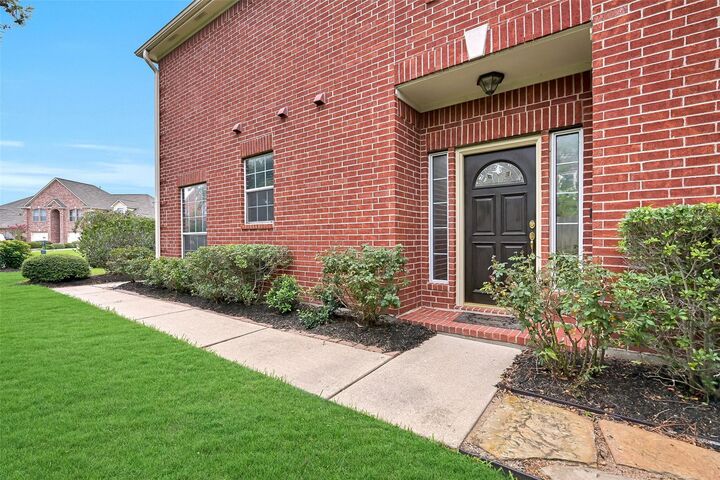 Property Photo: 1408 S Friendswood Drive 101 TX 77546