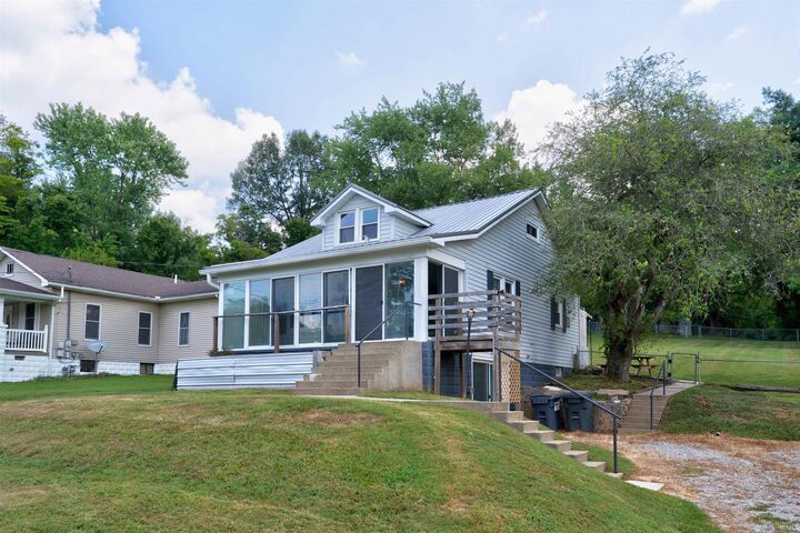 Property Photo:  1421 Tupman Road  IN 47720 