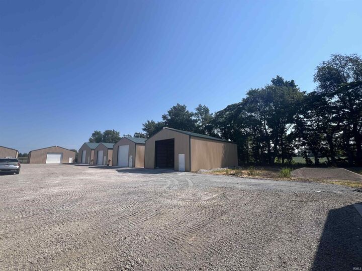 Property Photo: 5655 W State Road 120 (Unit 11) IN 46703