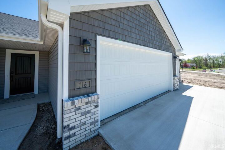 Property Photo: 116 Oak Tree Place IN 46710