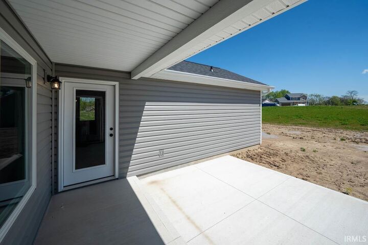 Property Photo:  116 Oak Tree Place  IN 46710 