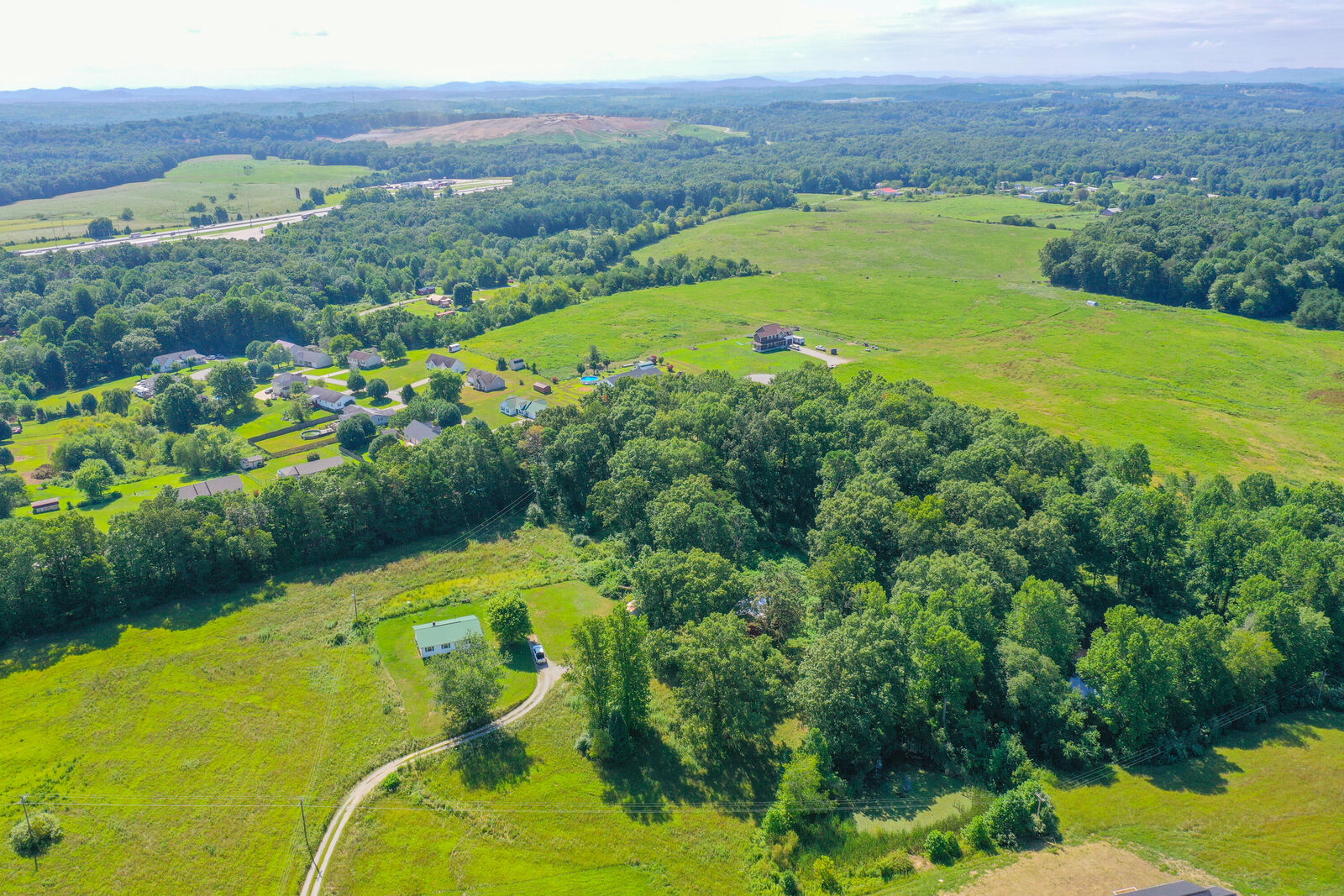 Property Photo: 4455 Keavy Road KY 40744