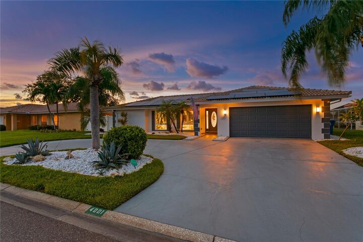 Property Photo: 4001 48th Avenue S FL 33711