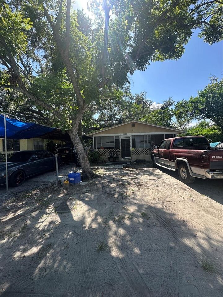 Property Photo: 3806 N 52nd Street FL 33619