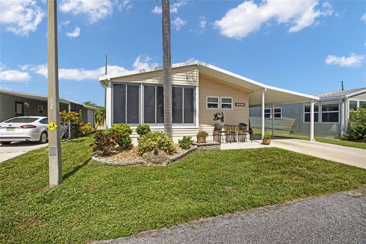 Property Photo:  2100 Kings Highway 997  FL 33980 