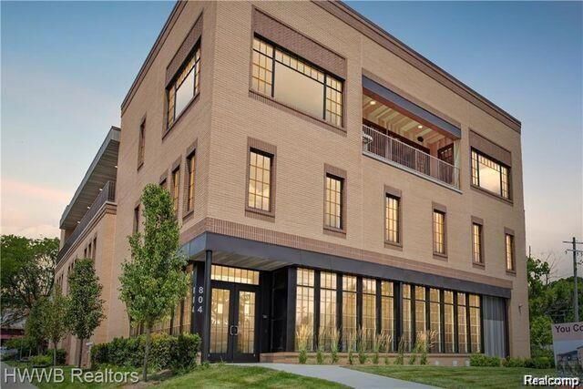 Property Photo: 804 N Main Street 2A MI 48307 1710