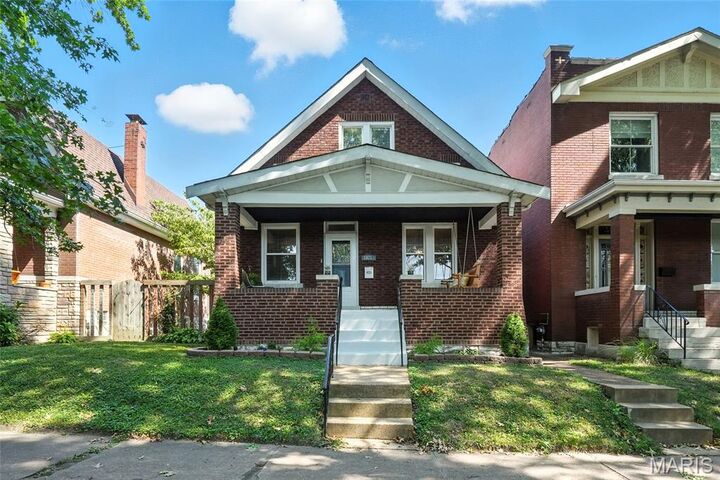 5023 Nottingham Avenue  St Louis MO 63109 photo