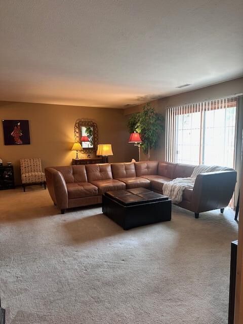 Property Photo: W240n2532 E Parkway Meadow Cir 4 WI 53072
