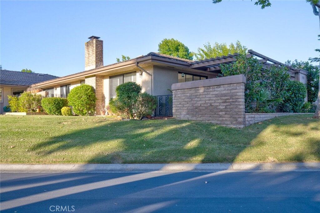 Property Photo:  32158 Via Barrida  CA 92675 