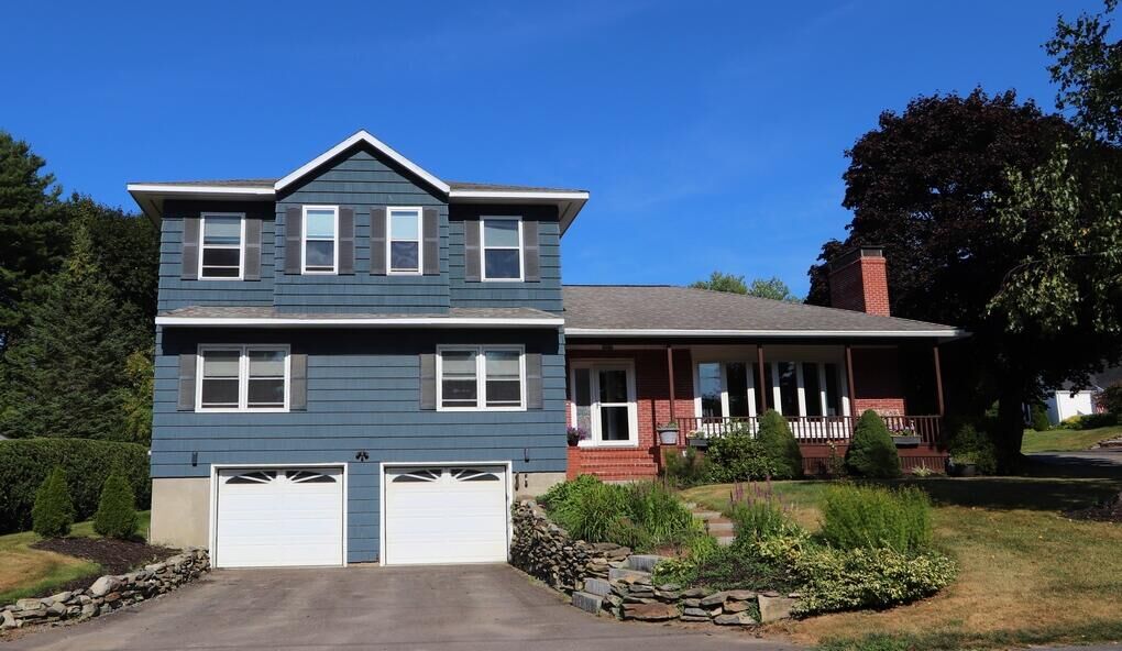 Property Photo:  215 Clyde Road  ME 04401 