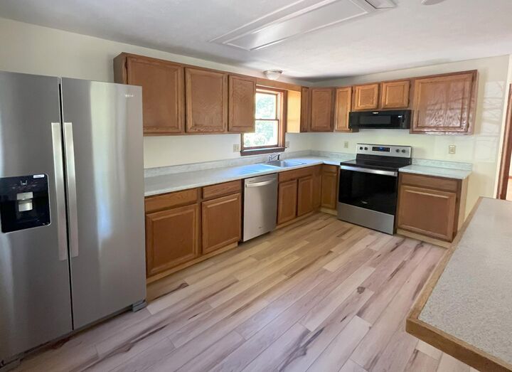 Property Photo: 191 Cole Hill Road ME 04084
