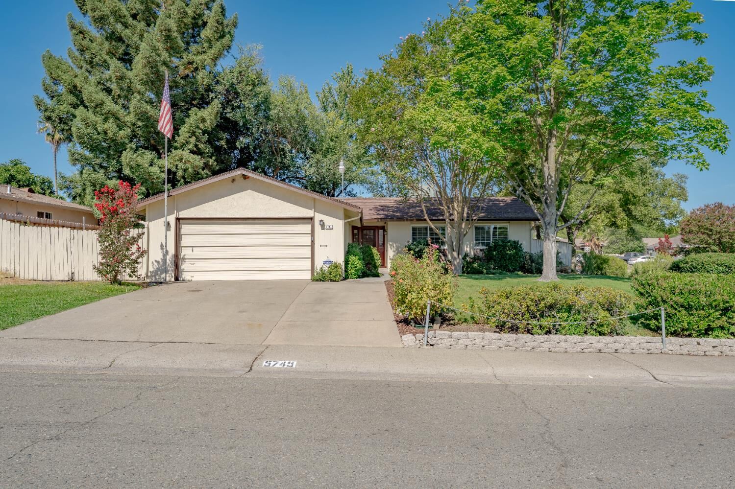 Property Photo:  5745 Chipping Way  CA 95621 