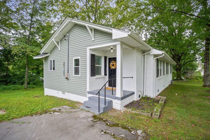 Property Photo:  524 Webb Ave  TN 38555 