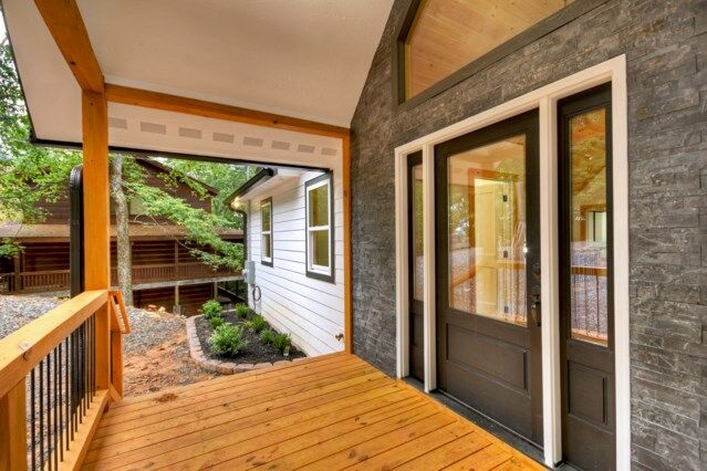 Property Photo:  1041 Mountain Oak Road  GA 30536 