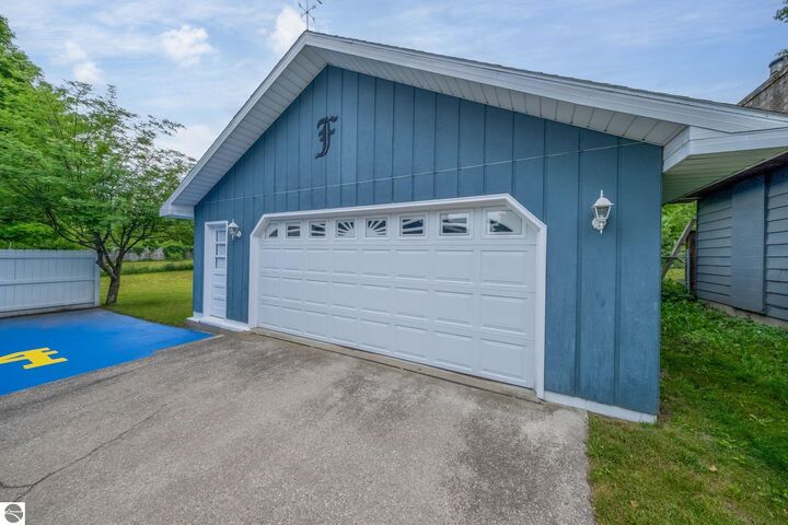 Property Photo:  916 Ernst Street  MI 49601 