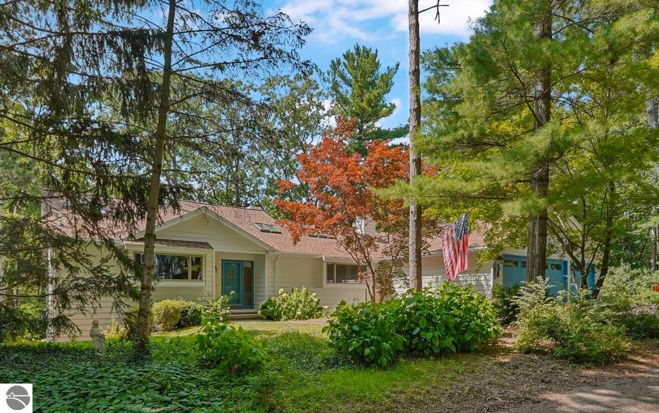 Property Photo:  1721 Timber Lane Drive  MI 49686 