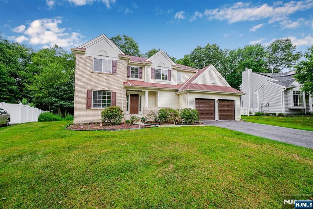 Property Photo: 38 Crestwood Circle NJ 07828